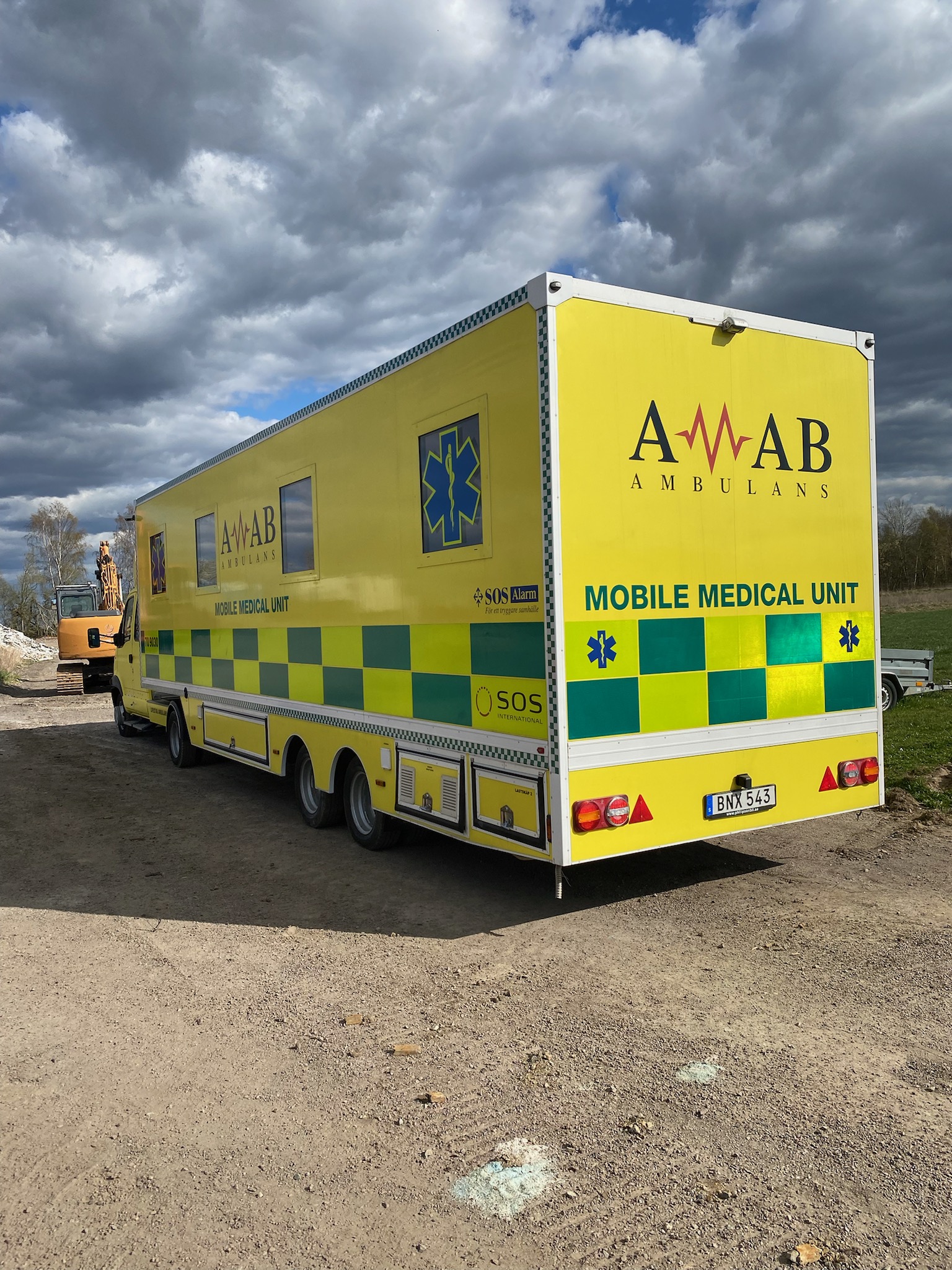 Mobile medical unit